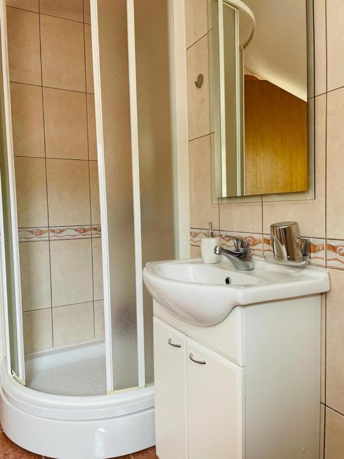 Apartman Mona Mostar Extérieur photo