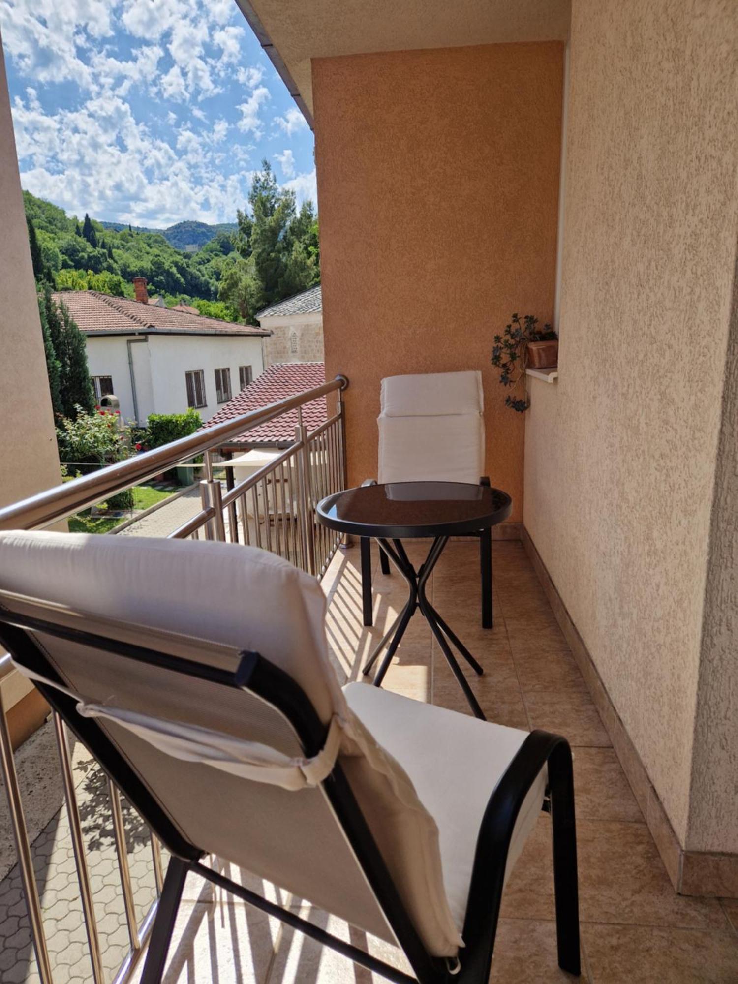 Apartman Mona Mostar Extérieur photo