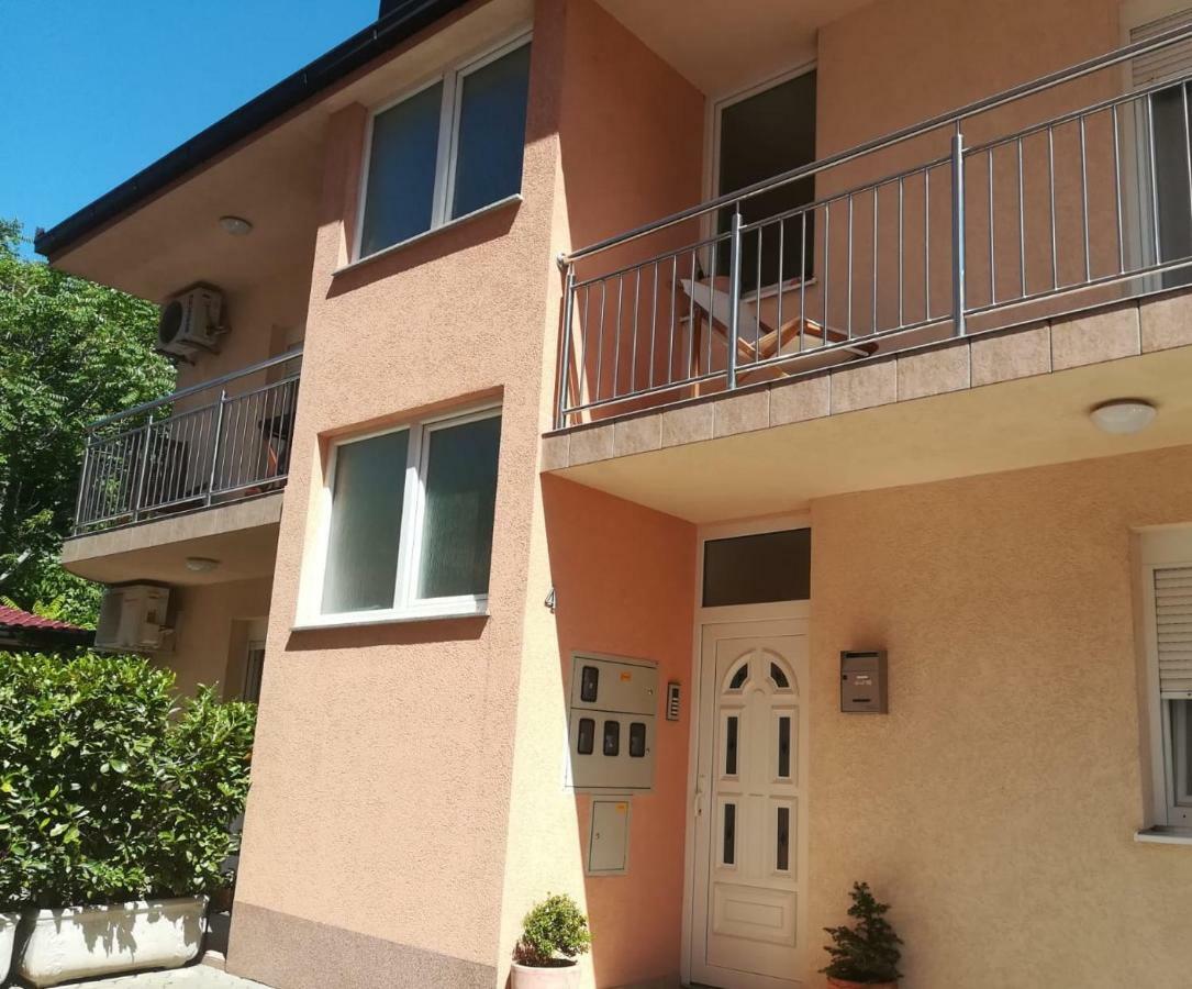 Apartman Mona Mostar Extérieur photo